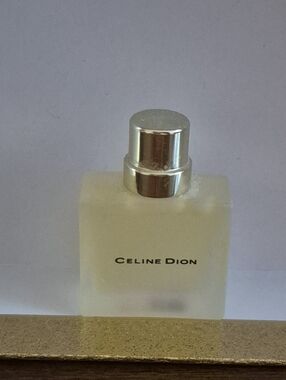 Celine Dion Perfume Mini .13 fl oz 4 ml
